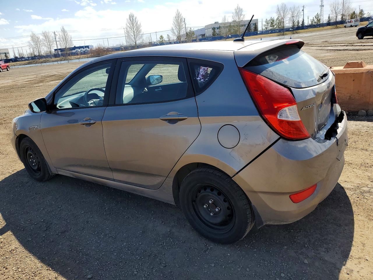 2013 Hyundai Accent Gs - Image 2