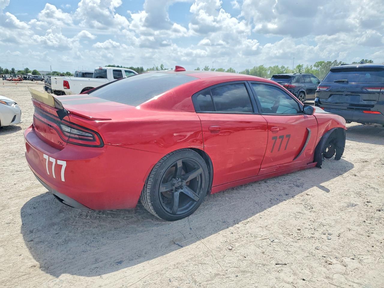 2015 Dodge Charger R - Фото 3