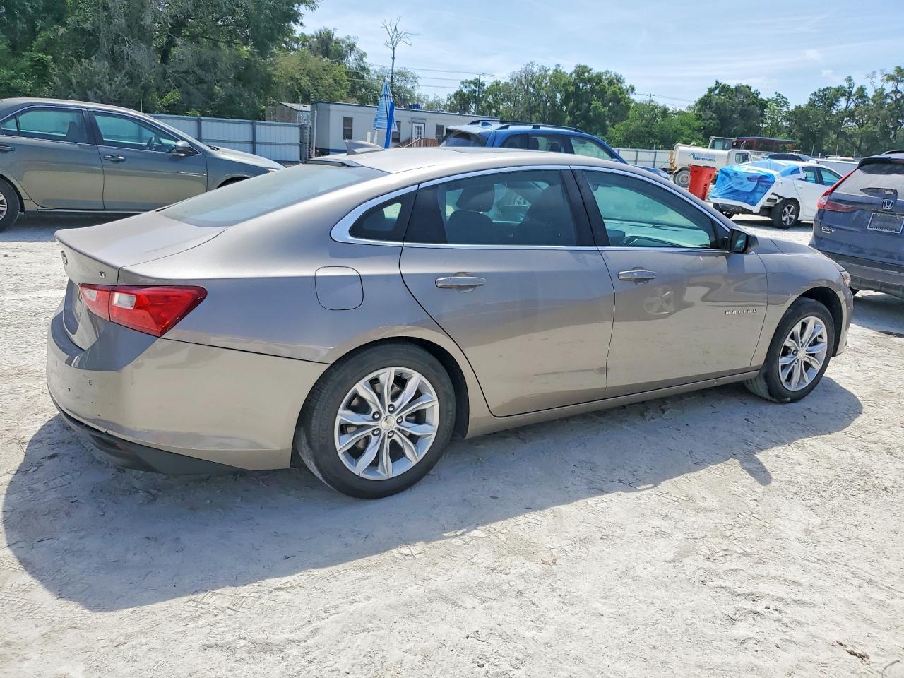 2024 Chevrolet Malibu Lt - Фото 3