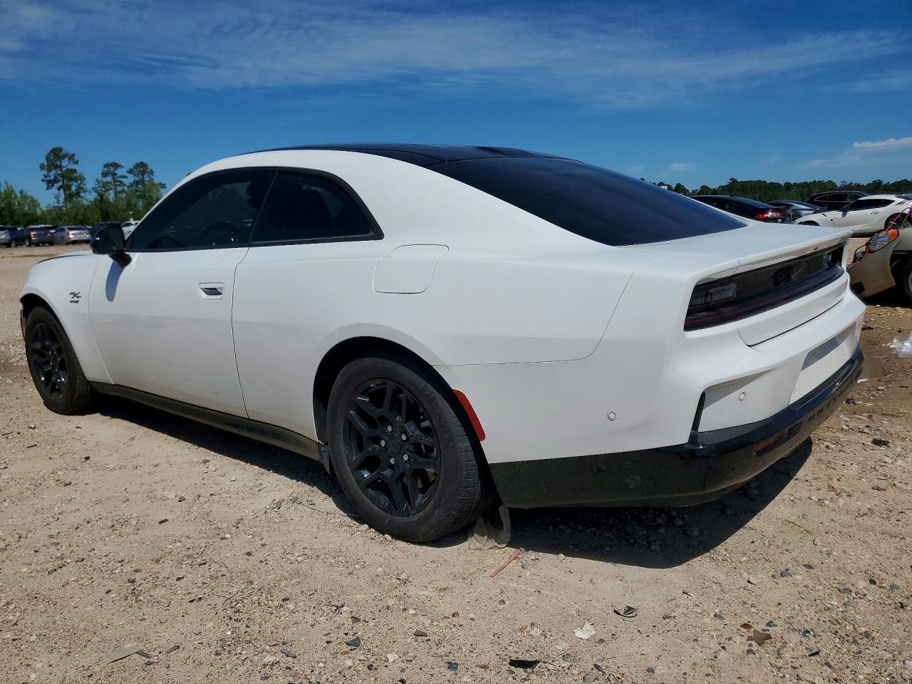 2025 Dodge Charger Daytona R - Image 2