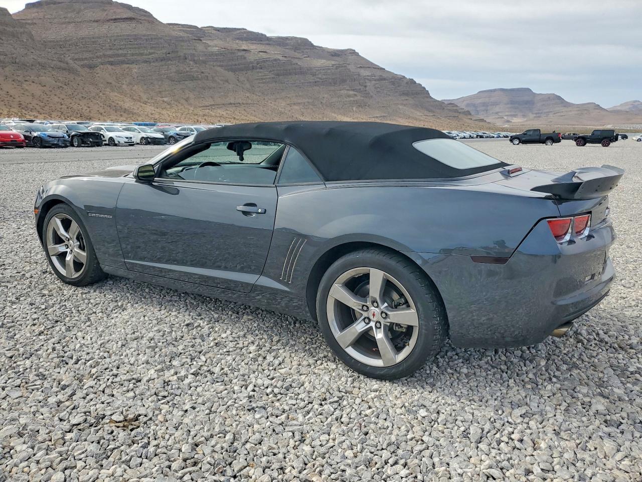 2011 Chevrolet Camaro Lt - Image 2
