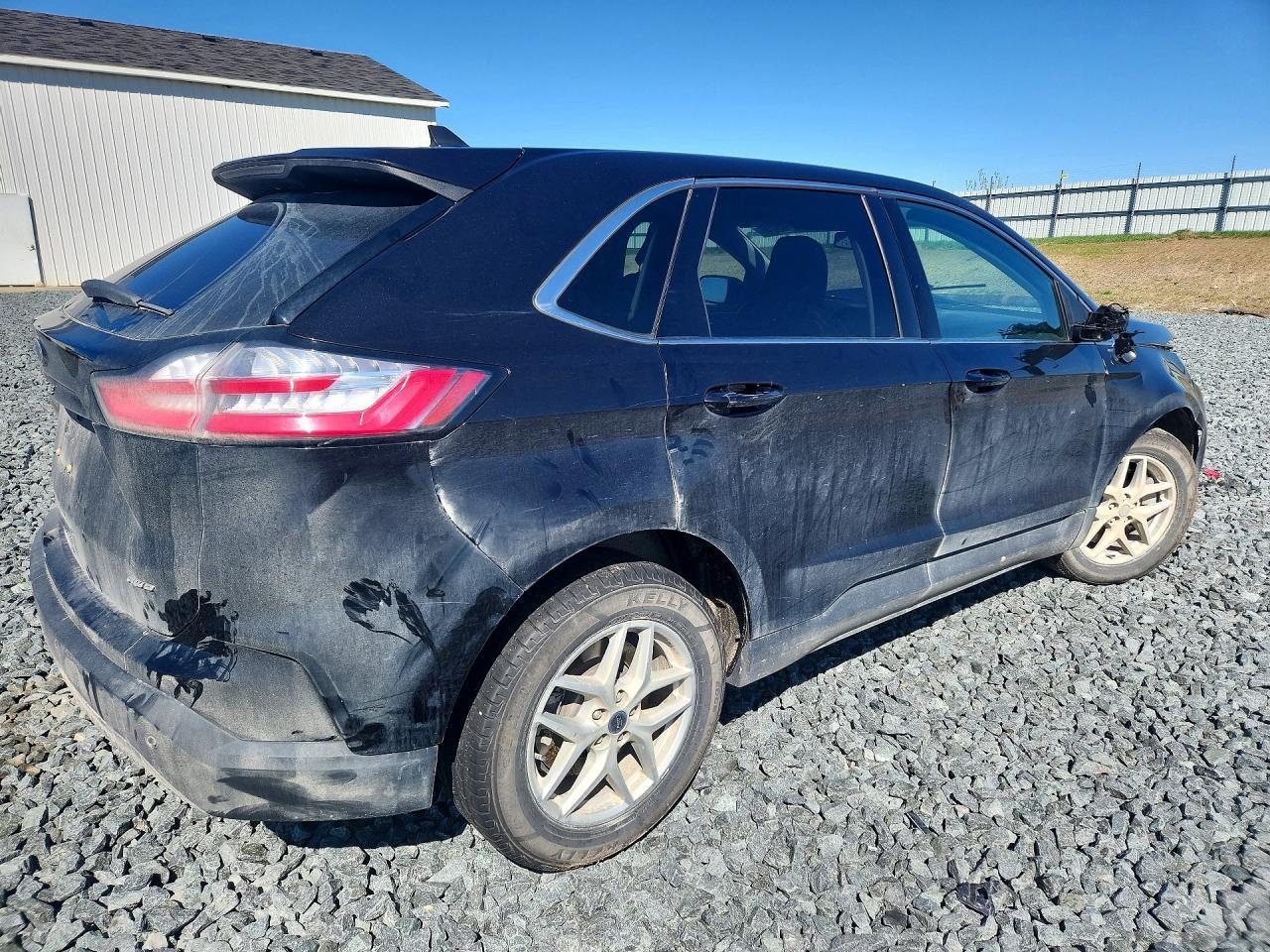 2023 Ford Edge Sel - Image 3