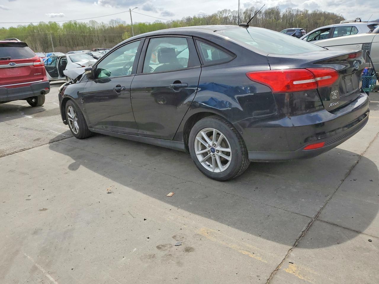 2017 Ford Focus Se - Фото 2