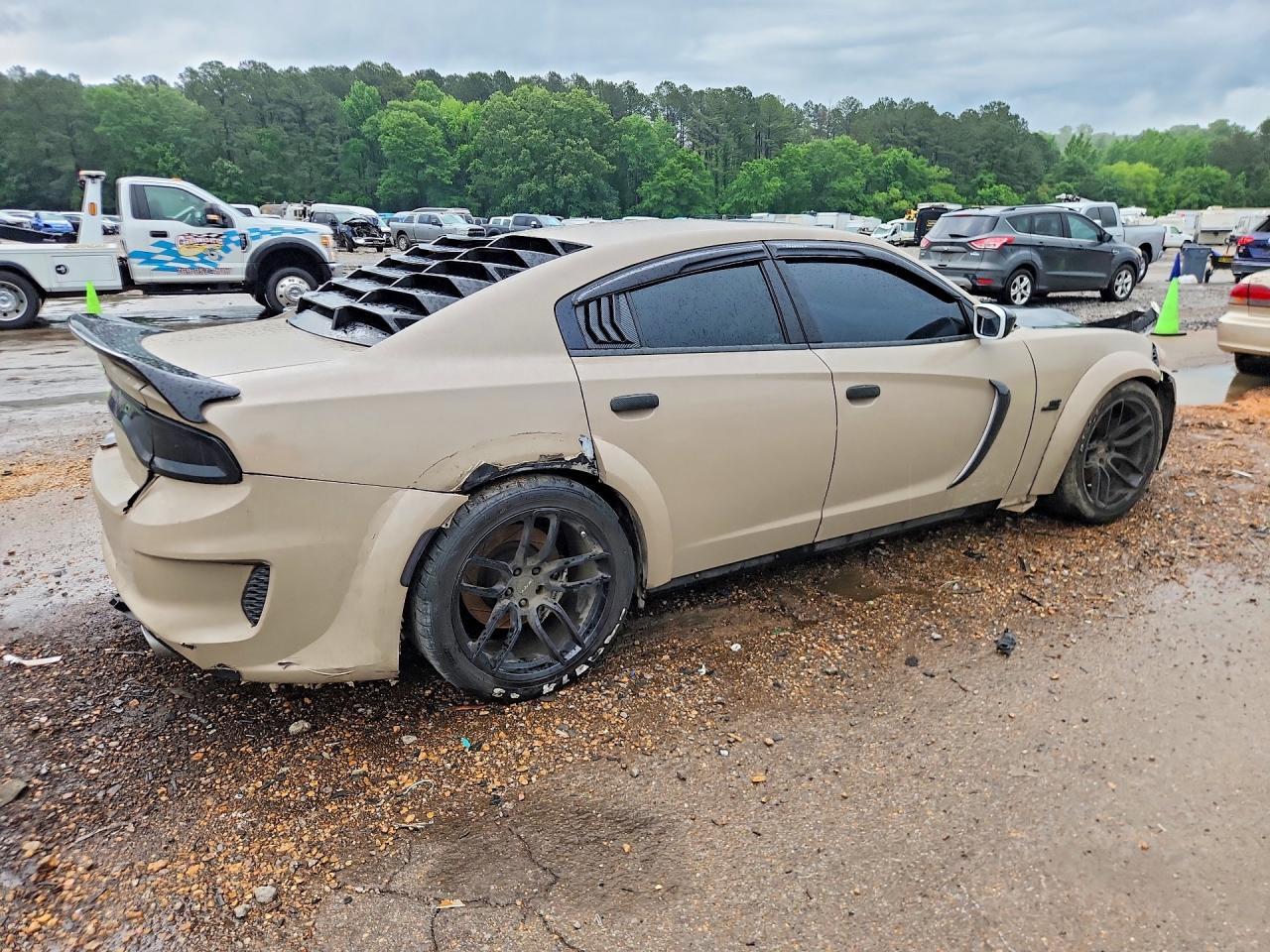 2018 Dodge Charger R - Фото 3