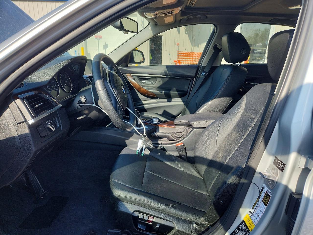 2015 BMW 328 Xi - Image 7