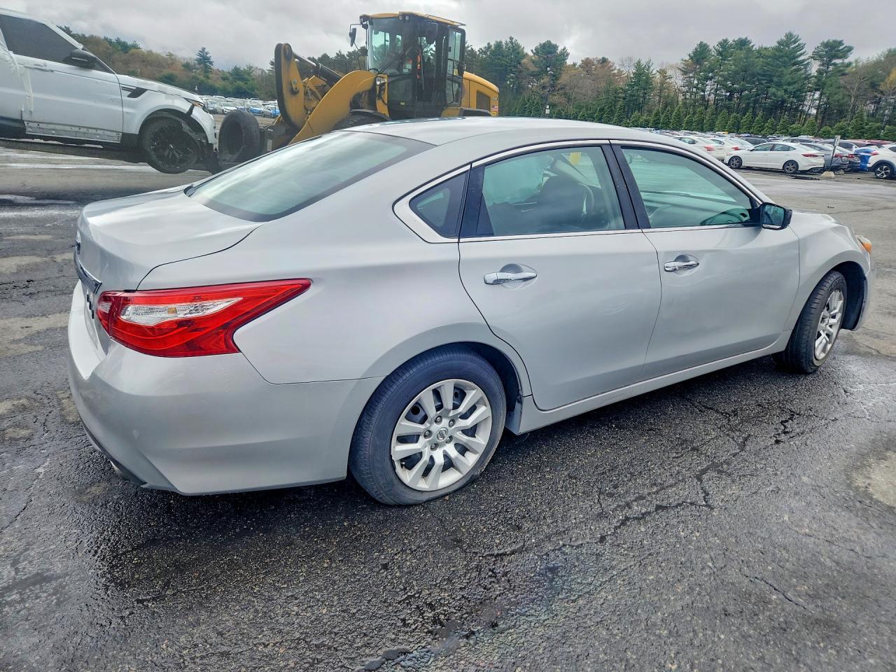 2017 Nissan Altima 2.5 S - Фото 3