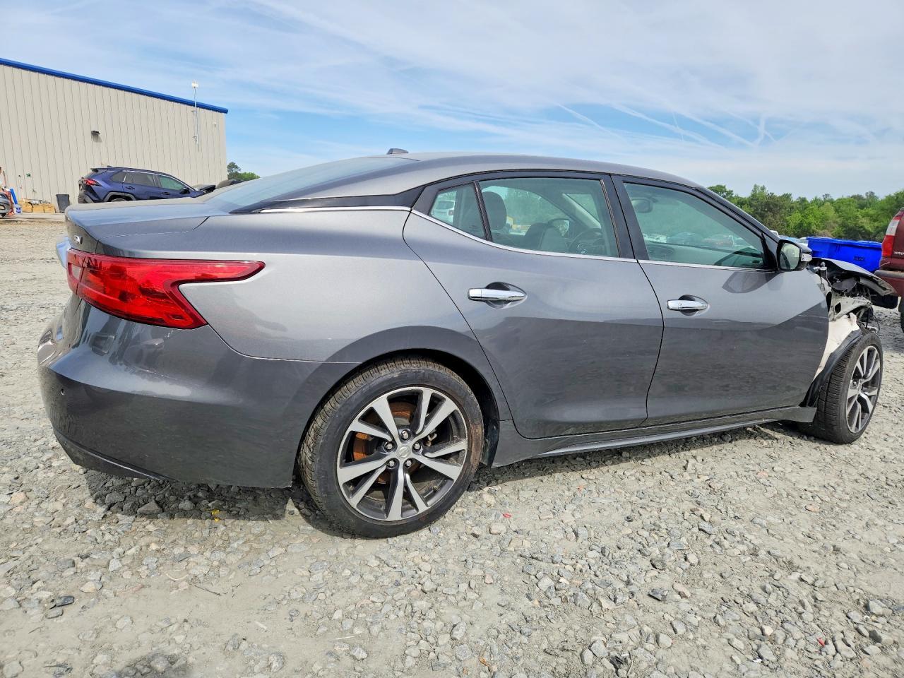 2017 Nissan Maxima 3.5 Sv - Image 3