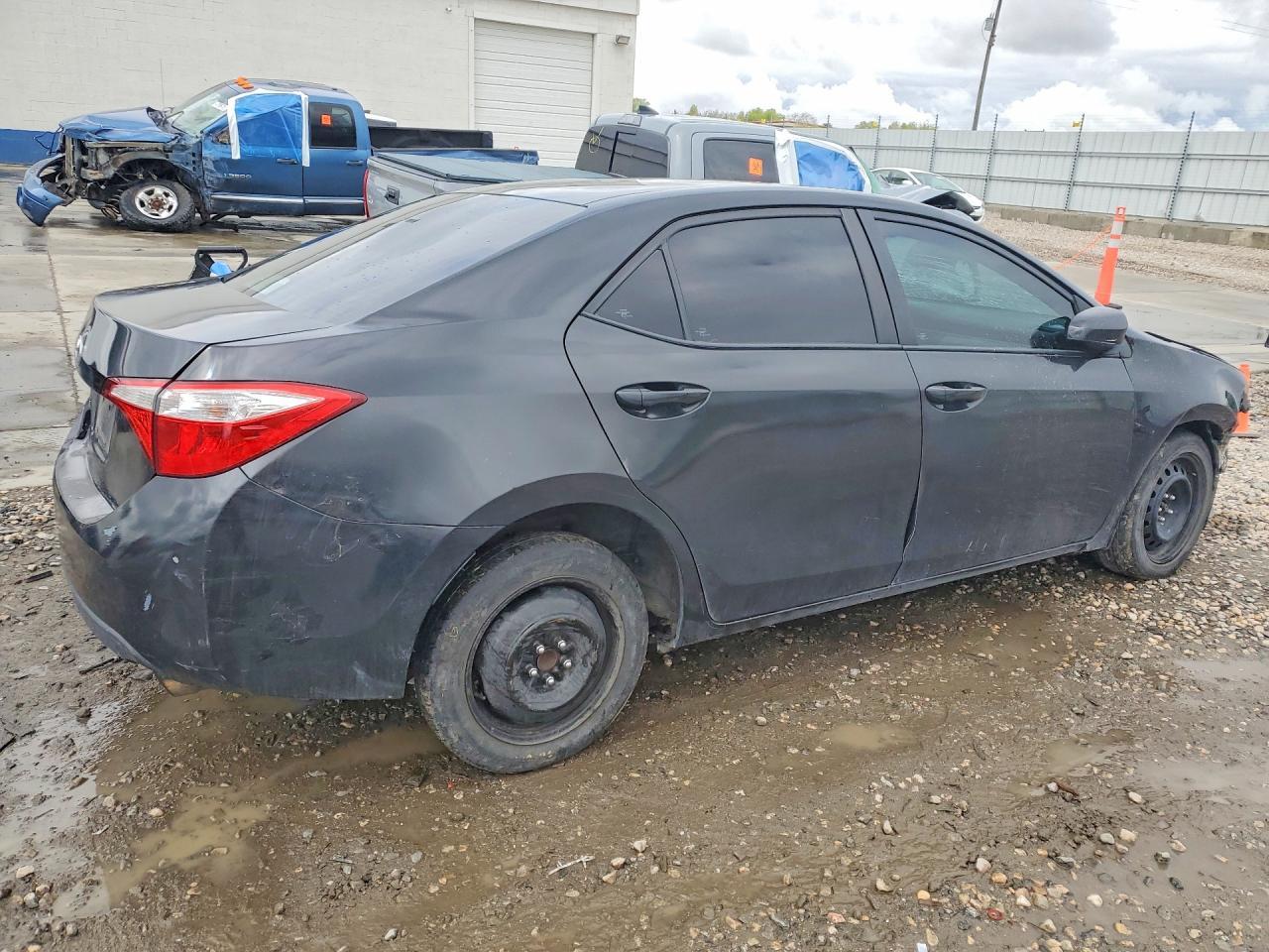2016 Toyota Corolla Le - Фото 3