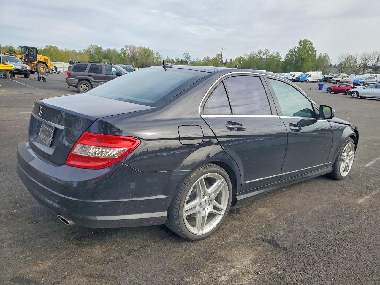 2009 Mercedes-Benz C 300 - Фото 3