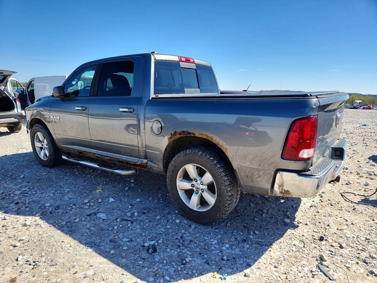 2013 Ram 1500 Slt - Image 2