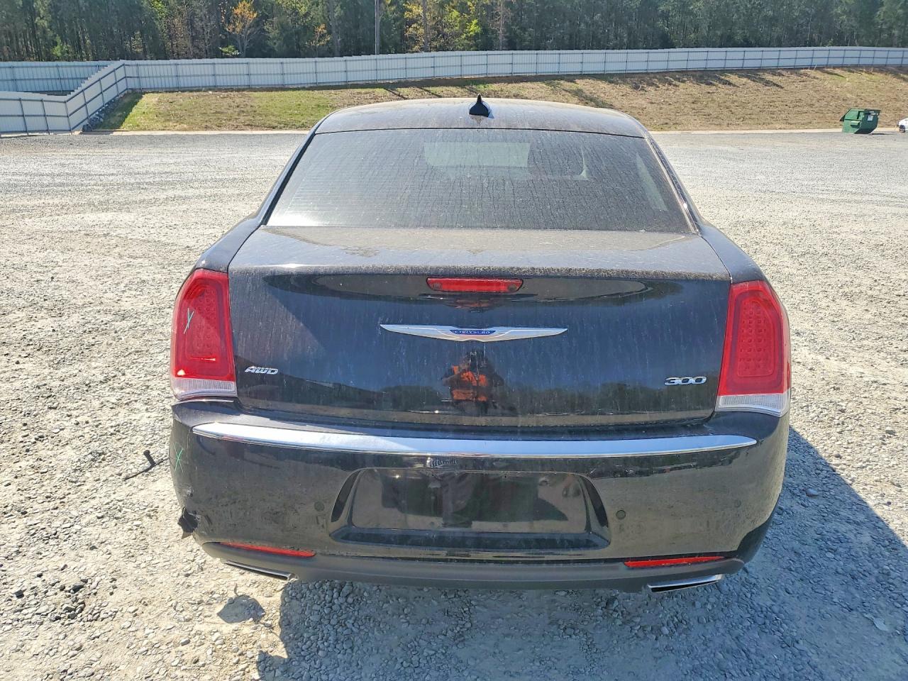 2018 Chrysler 300 Touring - Image 6