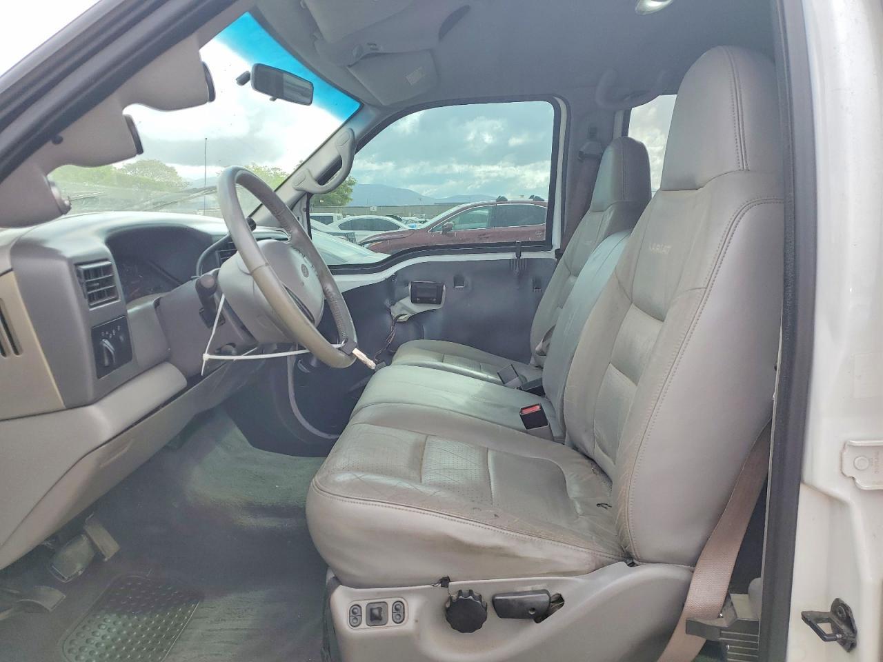 2001 Ford F250 - Фото 7