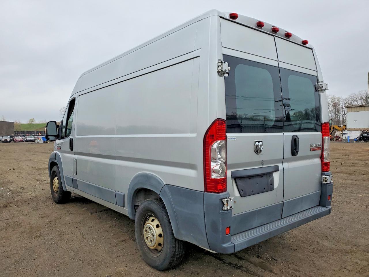 2014 Ram Promaster 2500 Utility / Service Van - Фото 2