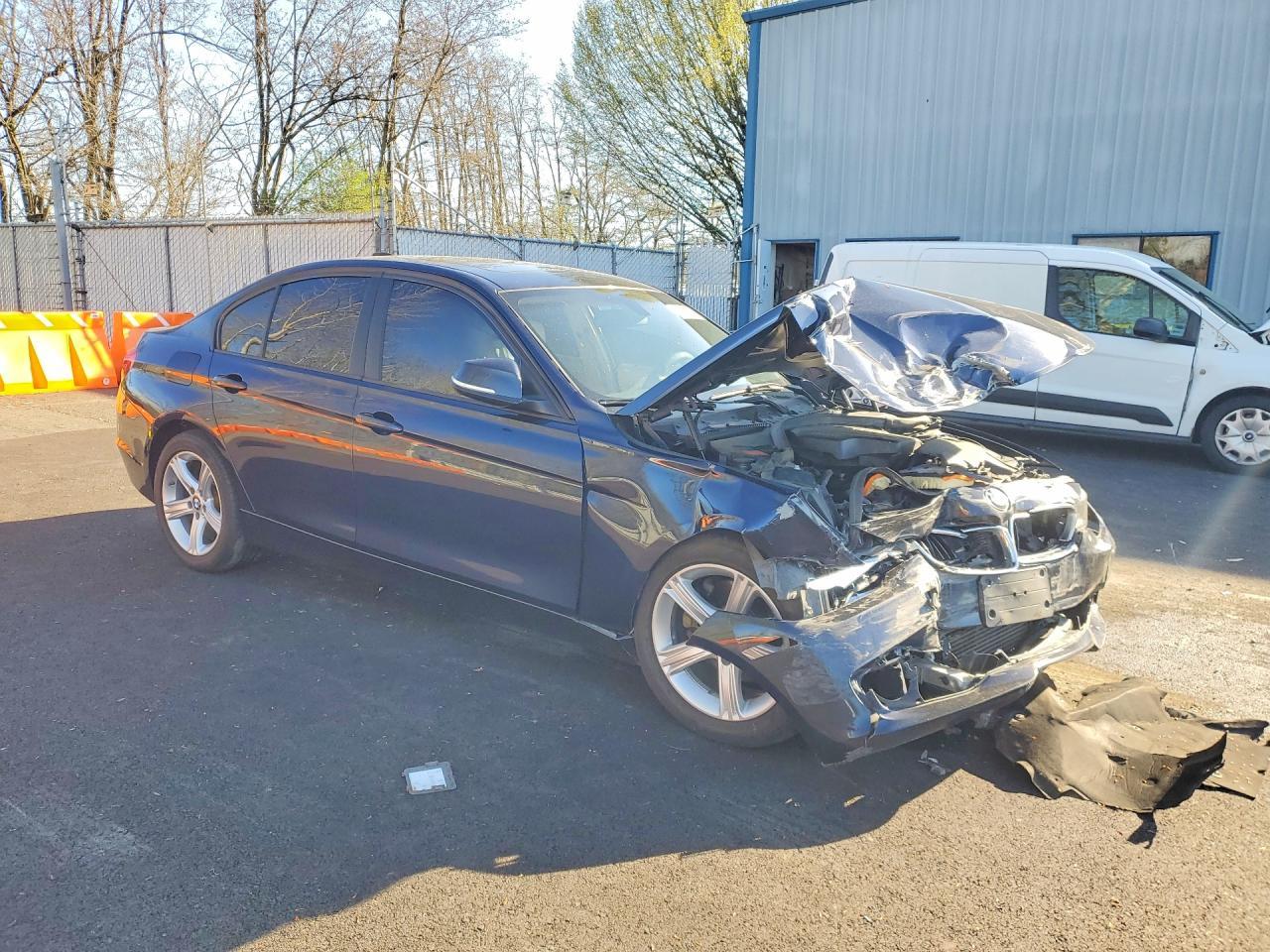 2013 BMW 328 I Sulev - Image 4