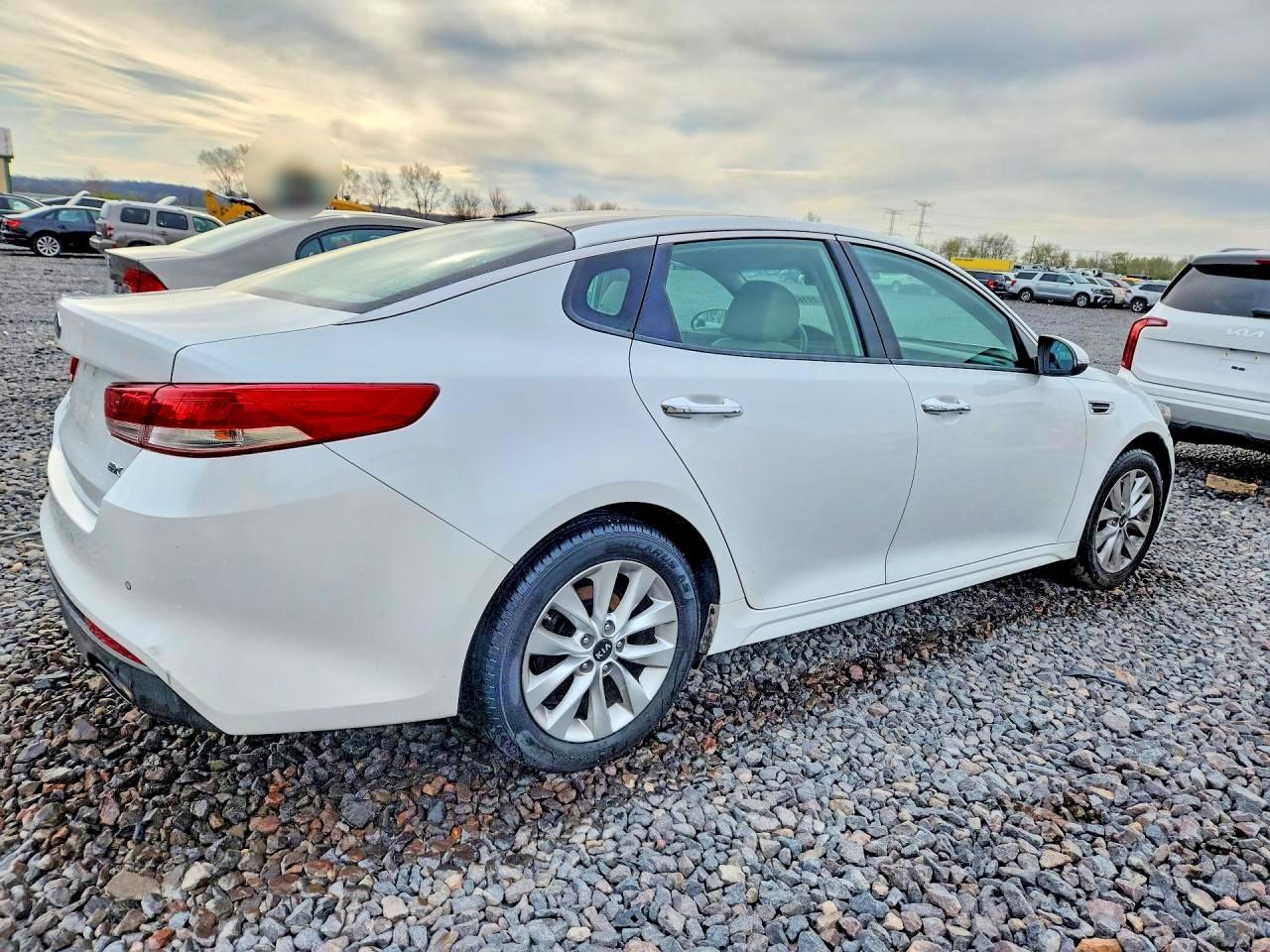 2016 Kia Optima Ex - Фото 3