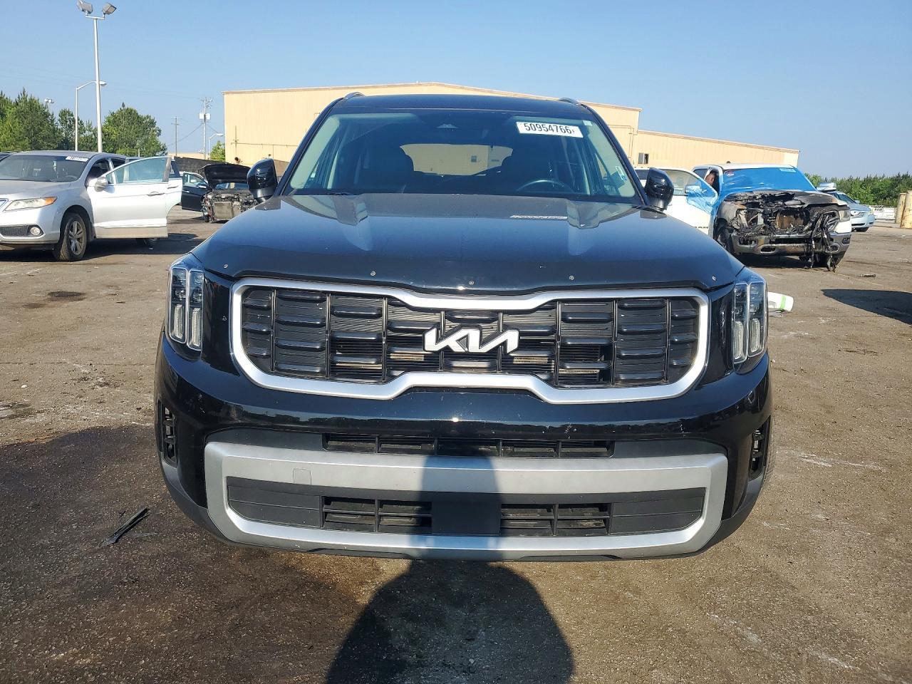 2024 Kia Telluride S - Image 5