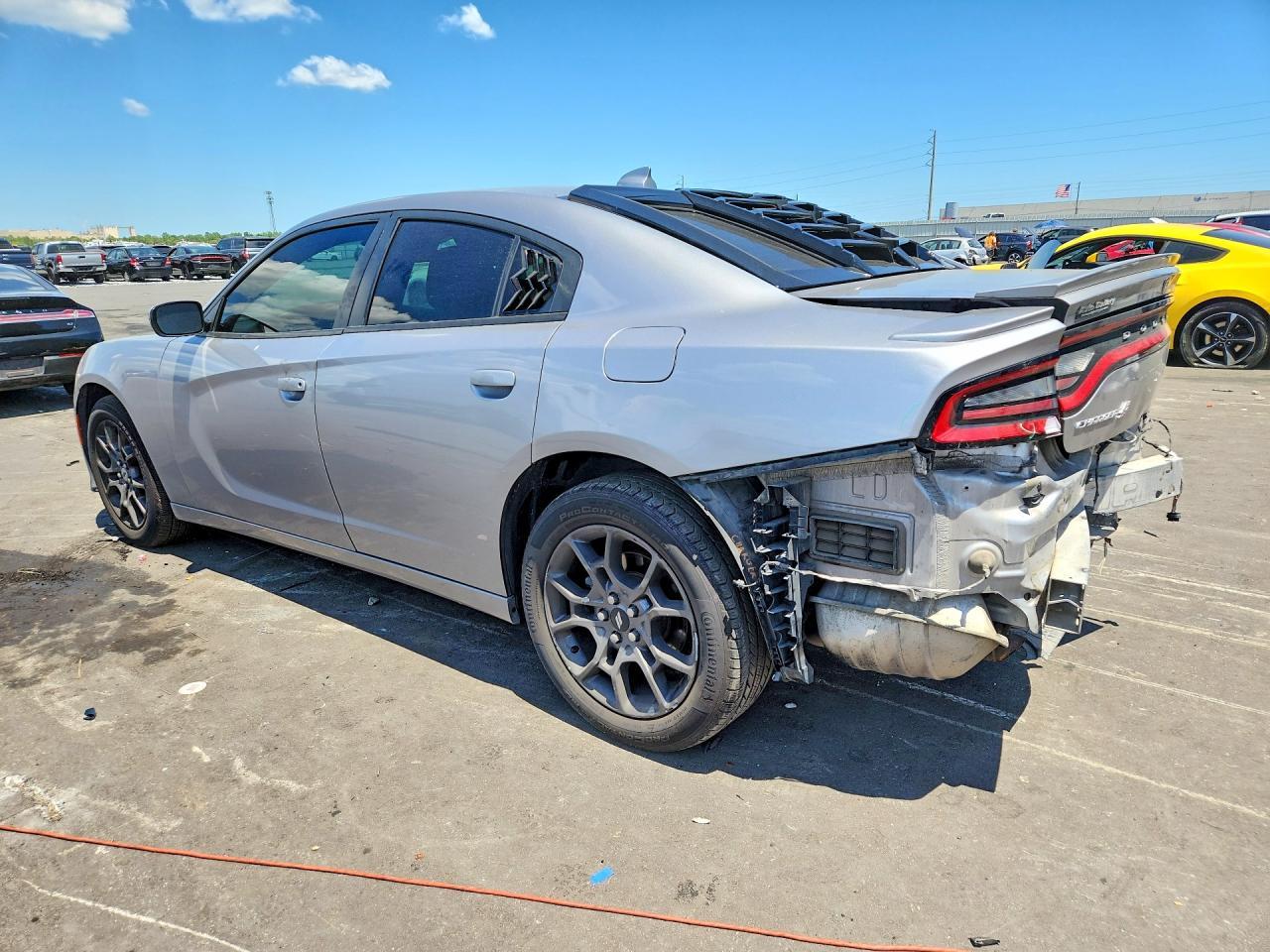 2018 Dodge Charger Gt - Image 2