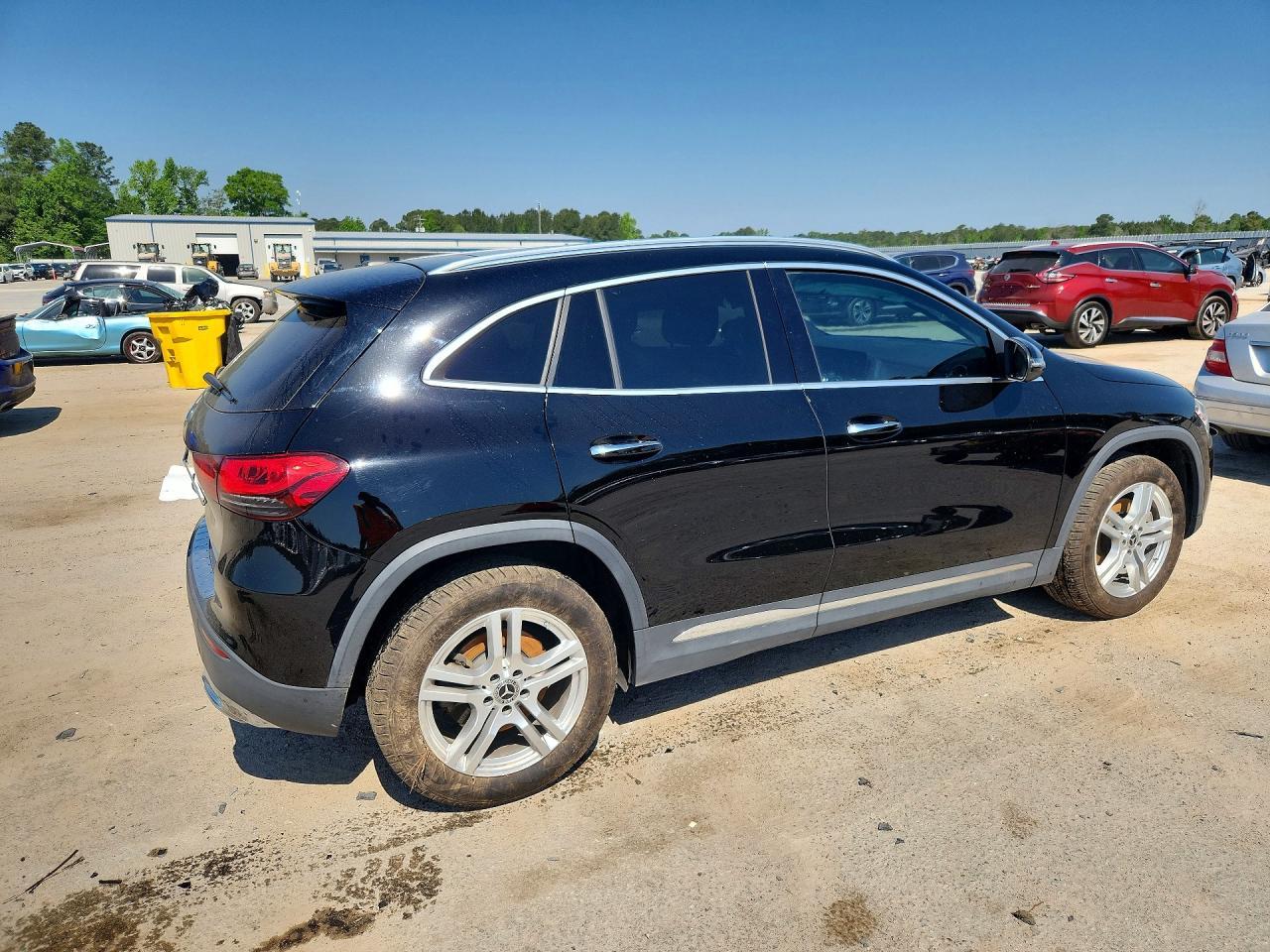 2021 Mercedes-Benz Gla 250 - Image 3