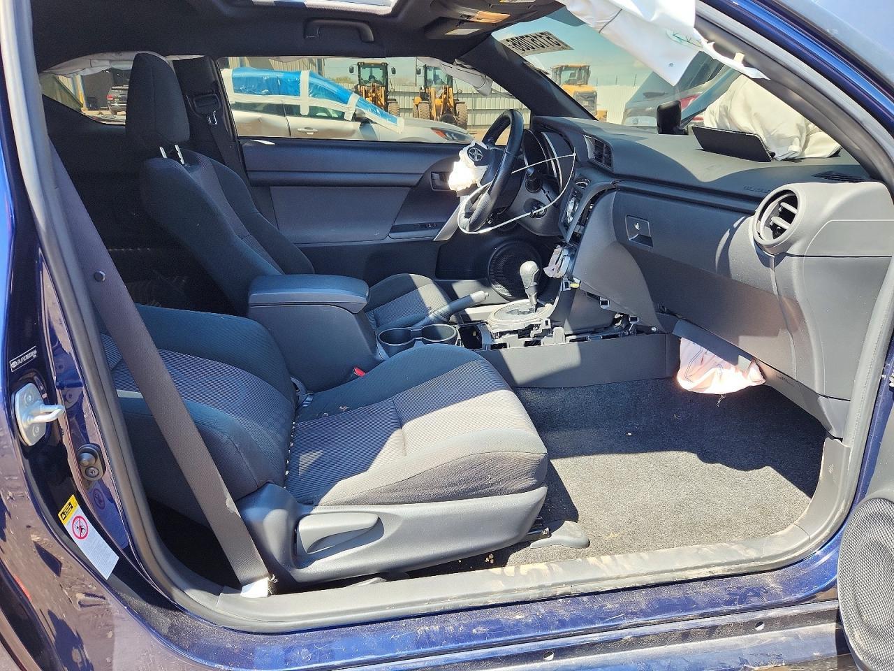 2011 Scion Tc Base - Image 7