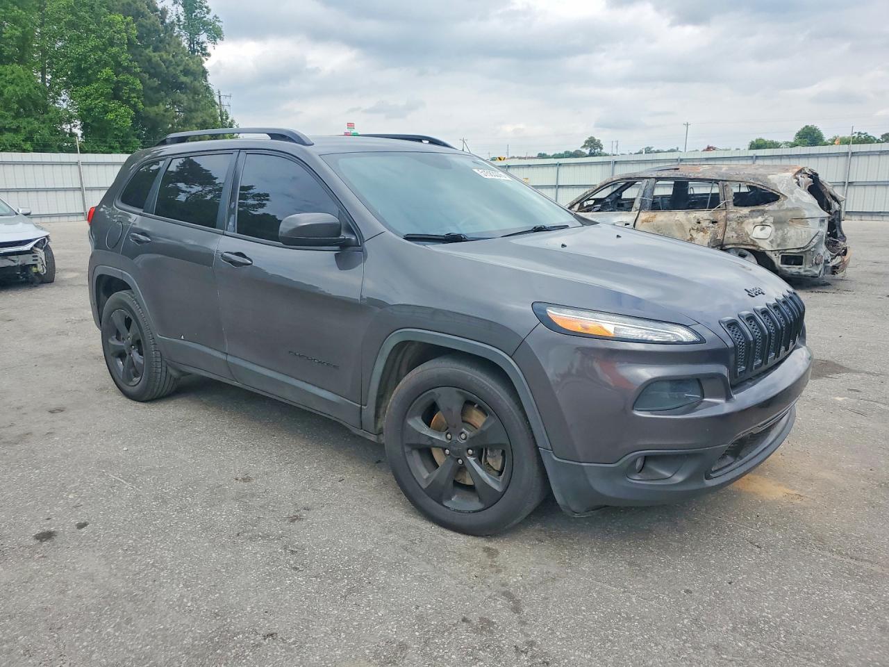 2018 Jeep Cherokee Latitude - Image 4