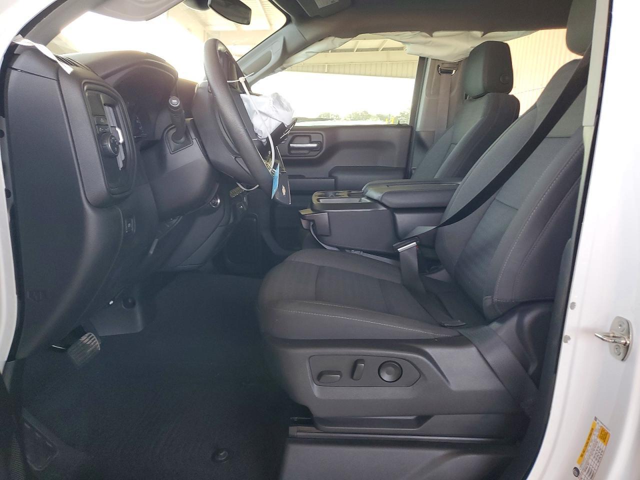2023 Chevrolet Silverado C1500 Custom - Фото 7