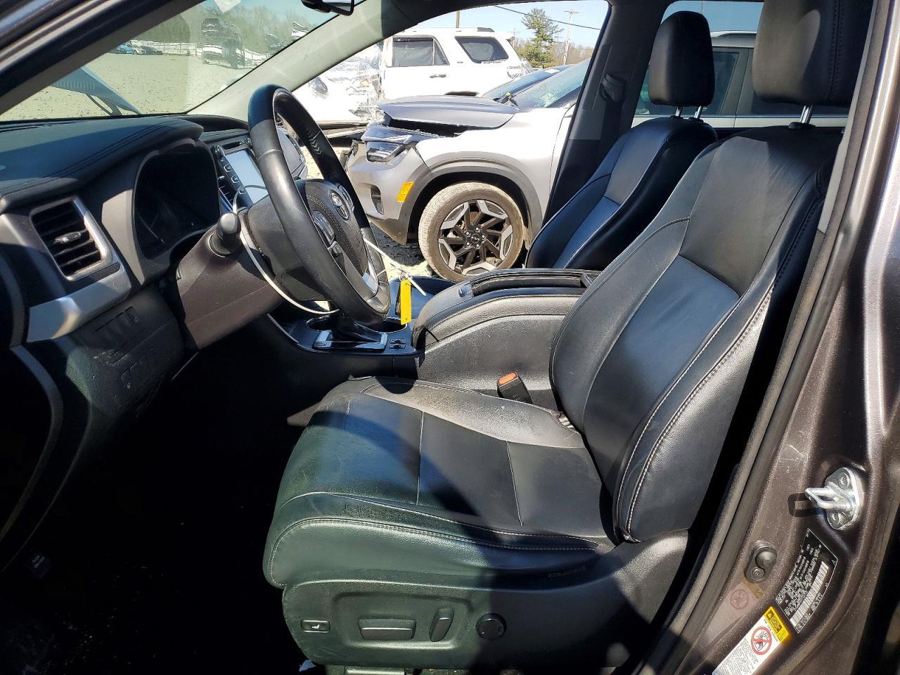 2015 Toyota Highlander Xle - Image 7