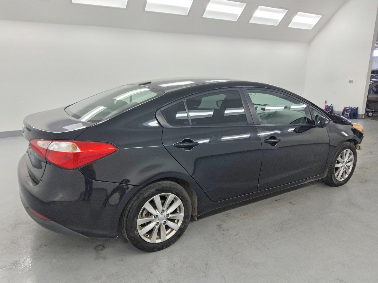2016 Kia Forte Lx - Фото 3