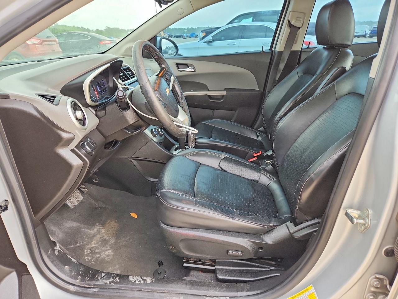 2020 Chevrolet Sonic Premier - Фото 7