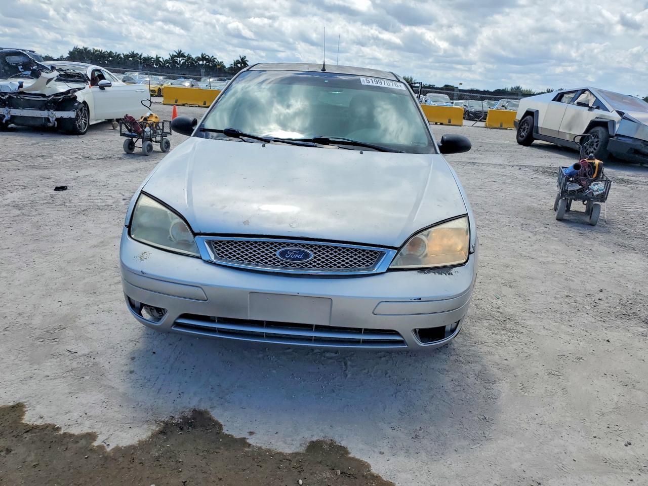 2007 Ford Focus Zx4 - Фото 5