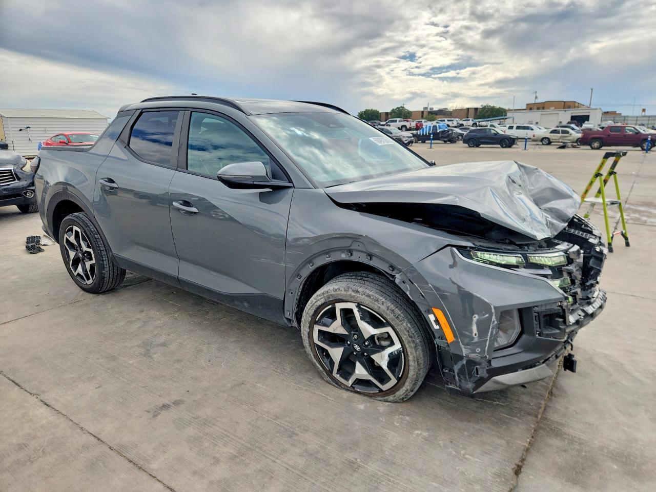 2024 Hyundai Santa Cruz Limited - Image 4