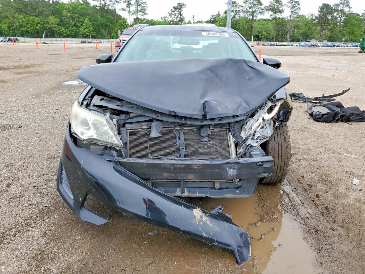 2014 Toyota Camry Le - Фото 5