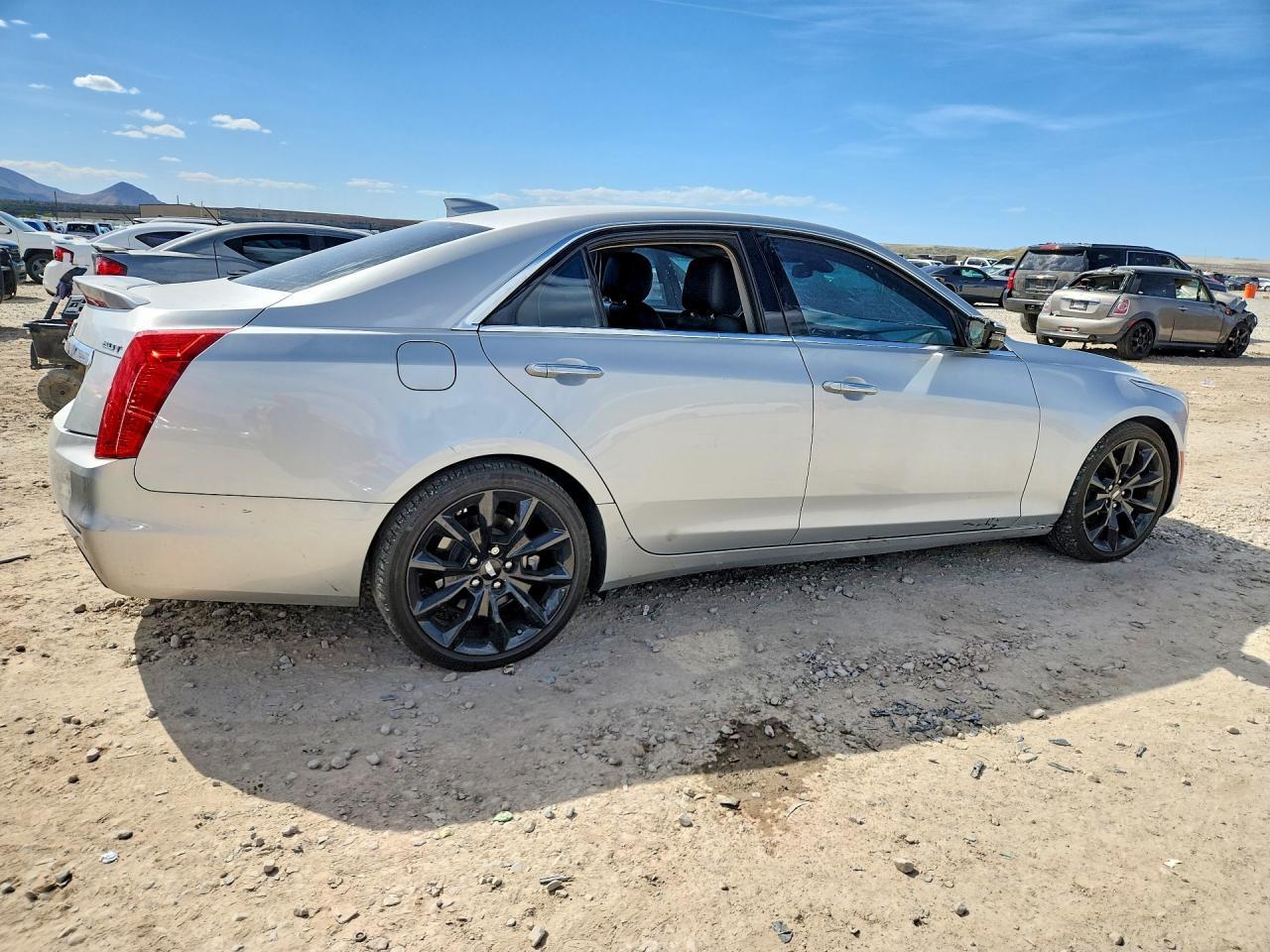 2016 Cadillac Cts - Фото 3