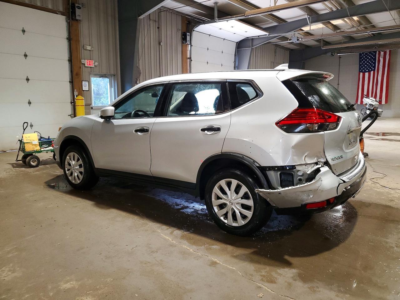 2017 Nissan Rogue S - Image 2