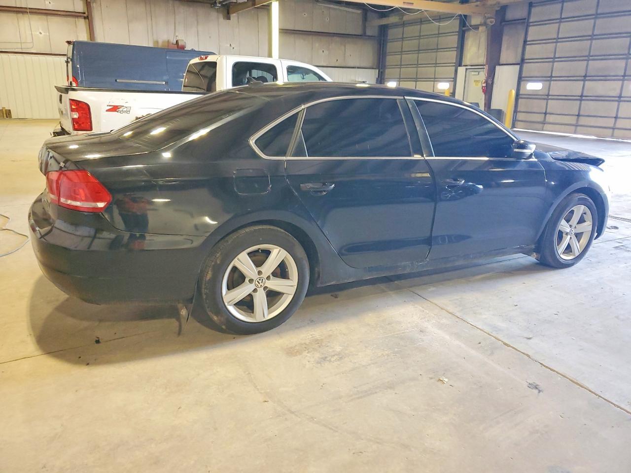 2012 Volkswagen Passat Se - Фото 3