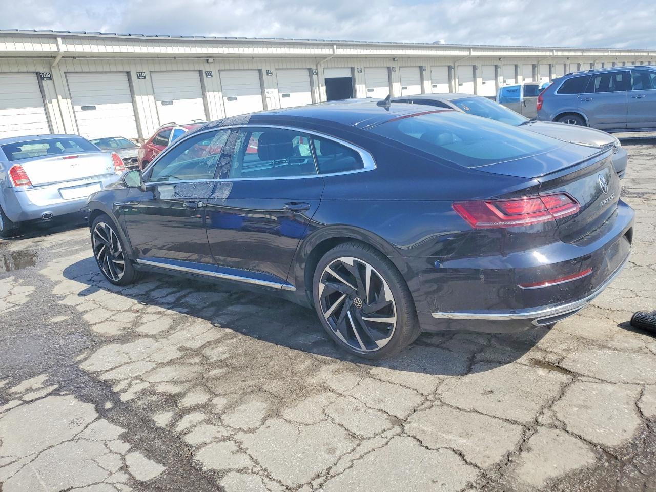 2023 Volkswagen Arteon Sel Premium R-Line - Фото 2