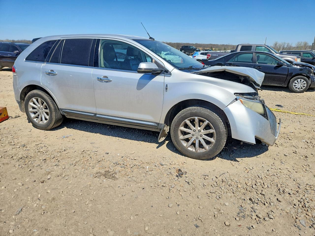 2013 Lincoln Townhouse Mkx - Image 4