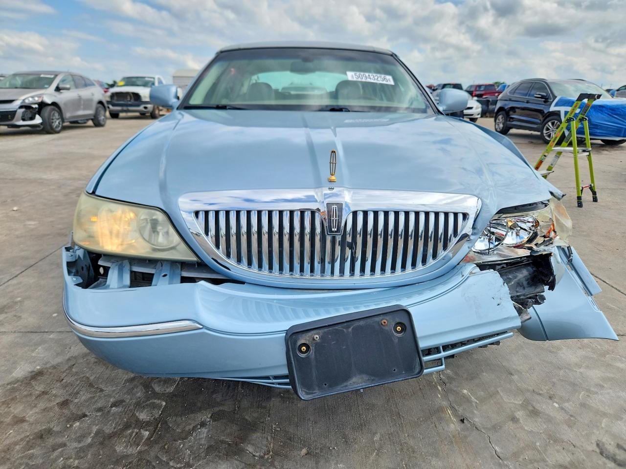 2008 Lincoln Town Car Signature Limited - Фото 5