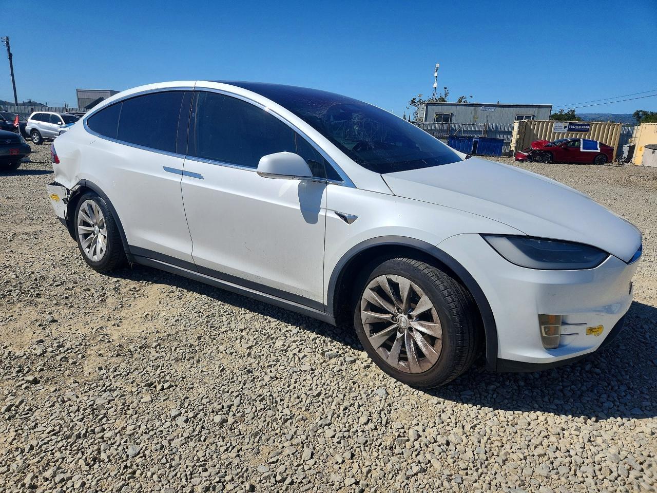 2018 Tesla Model X - Image 4