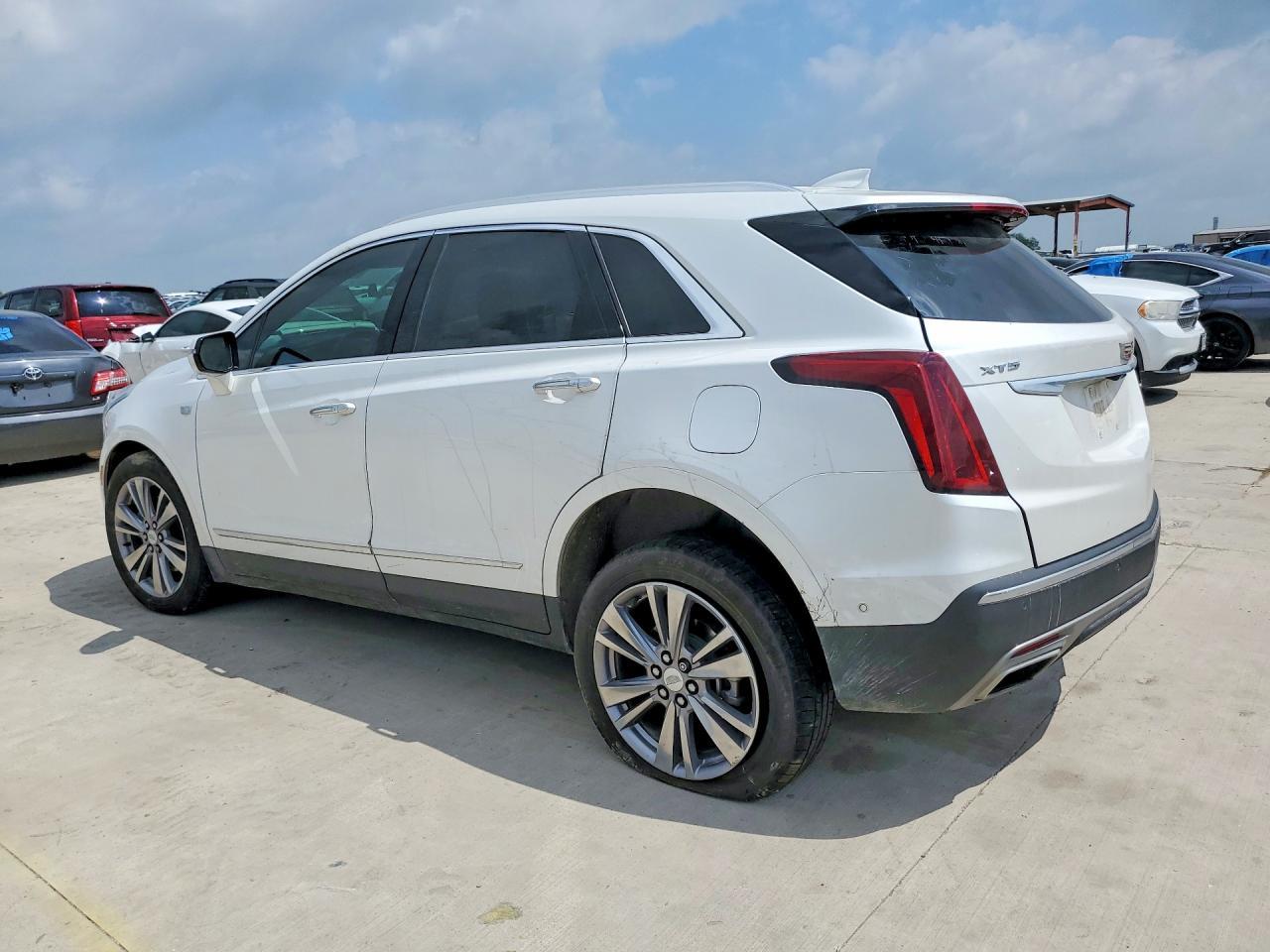 2024 Cadillac Xt5 Premium Luxury - Фото 2