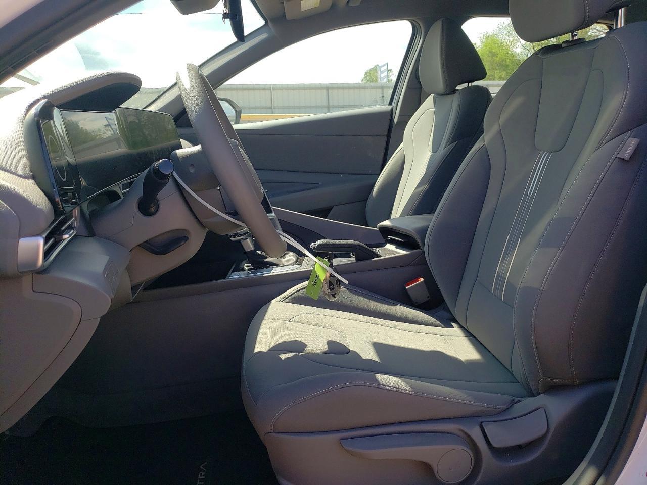 2024 Hyundai Elantra Sel - Фото 7