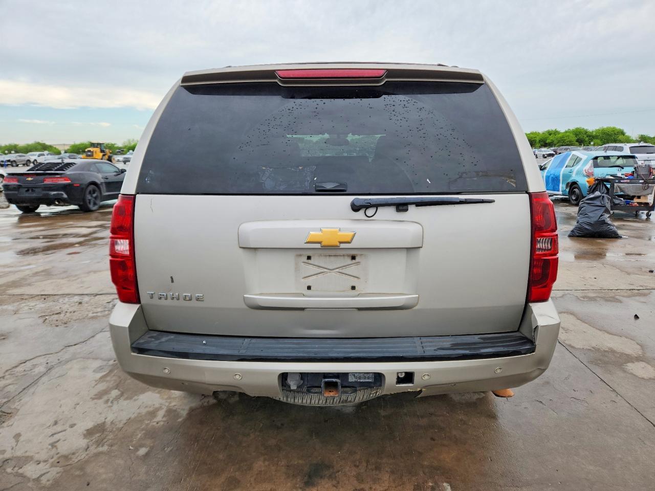 2007 Chevrolet Tahoe C1500 - Image 6