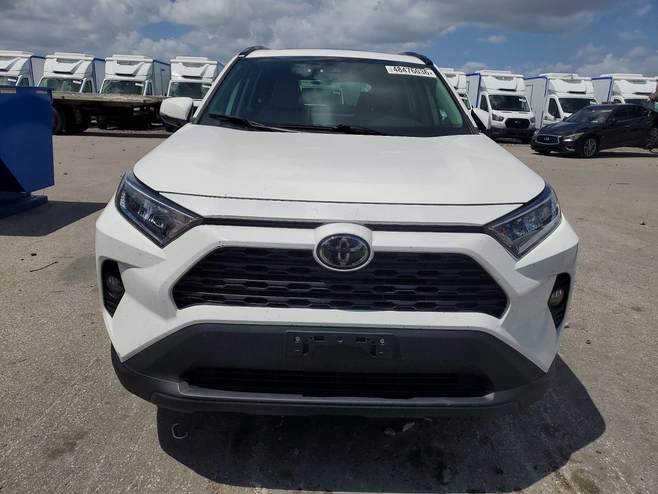 2020 Toyota Rav4 Xle Premium - Image 5