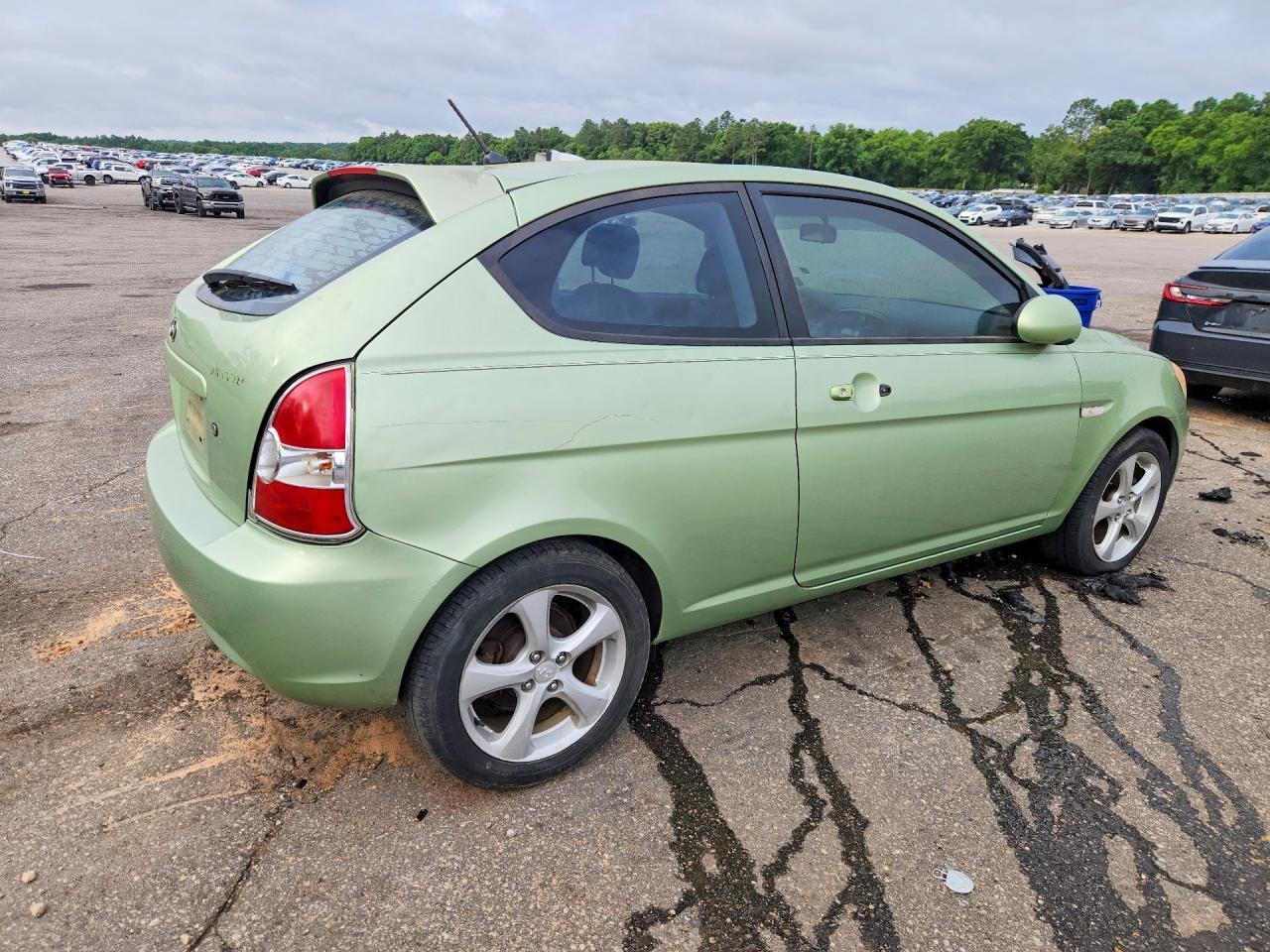 2007 Hyundai Accent Se - Image 3