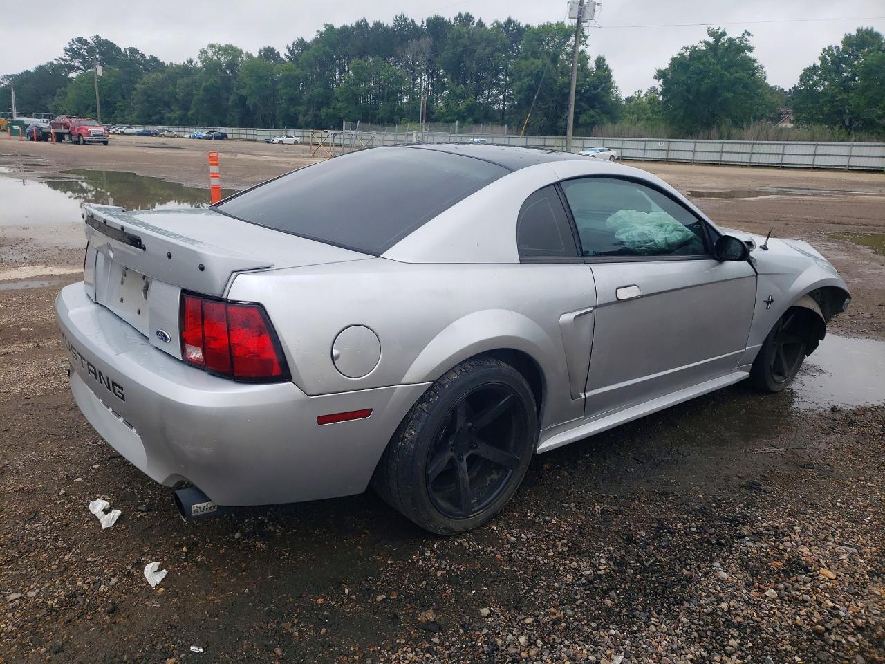 2003 Ford Mustang - Фото 3