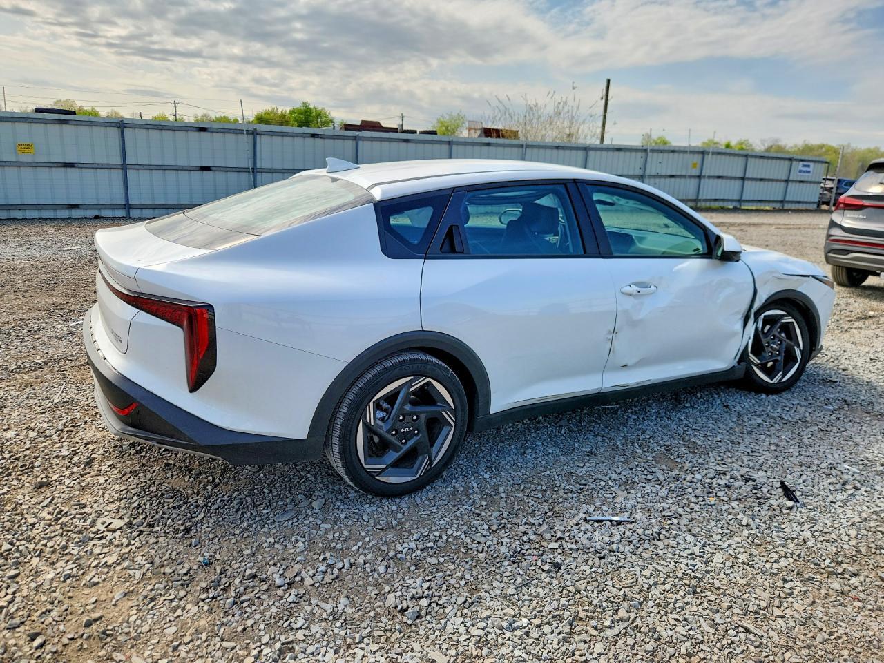2025 Kia K4 Ex - Image 3