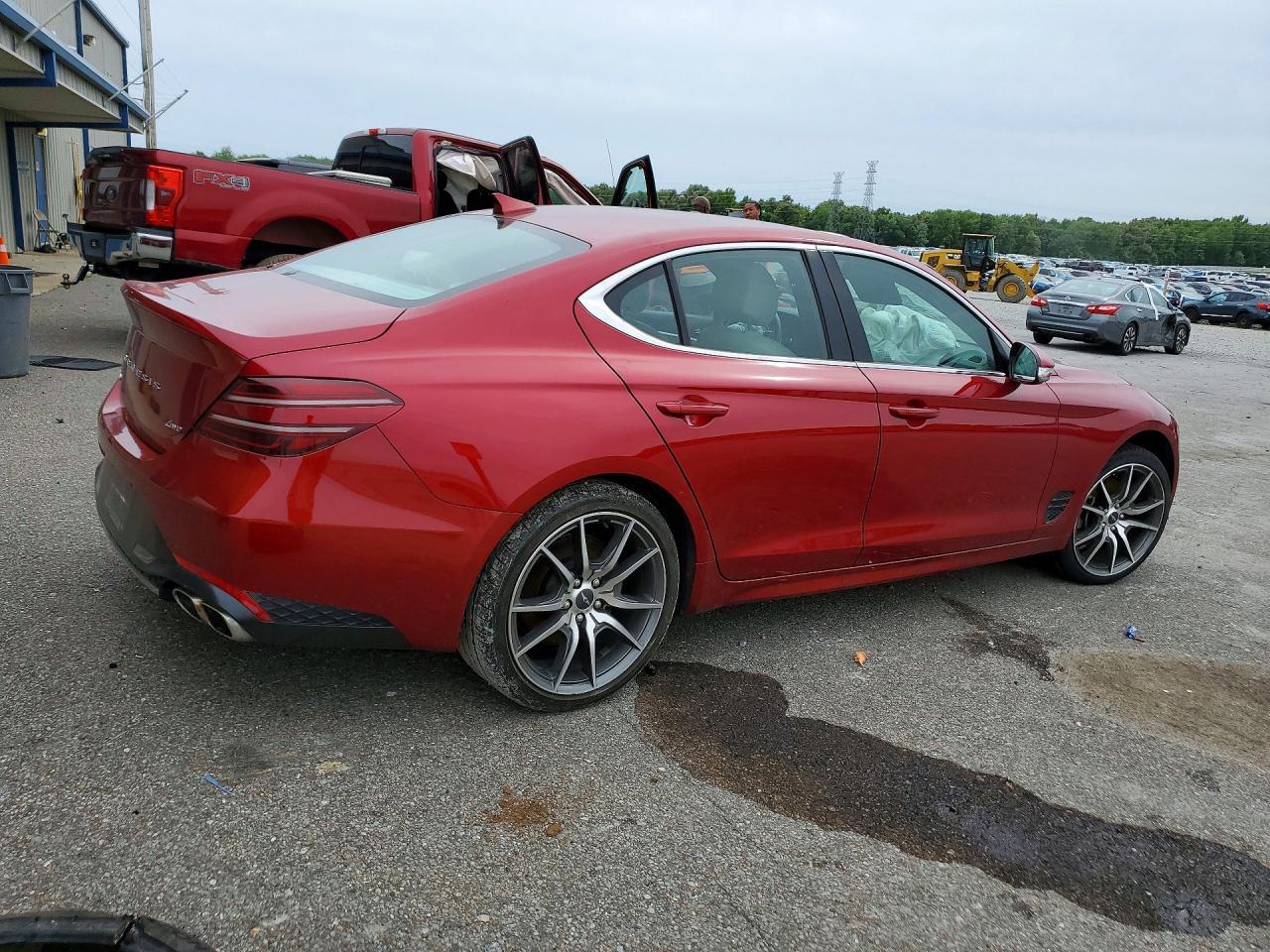 2023 Genesis G70 2.0T - Фото 3