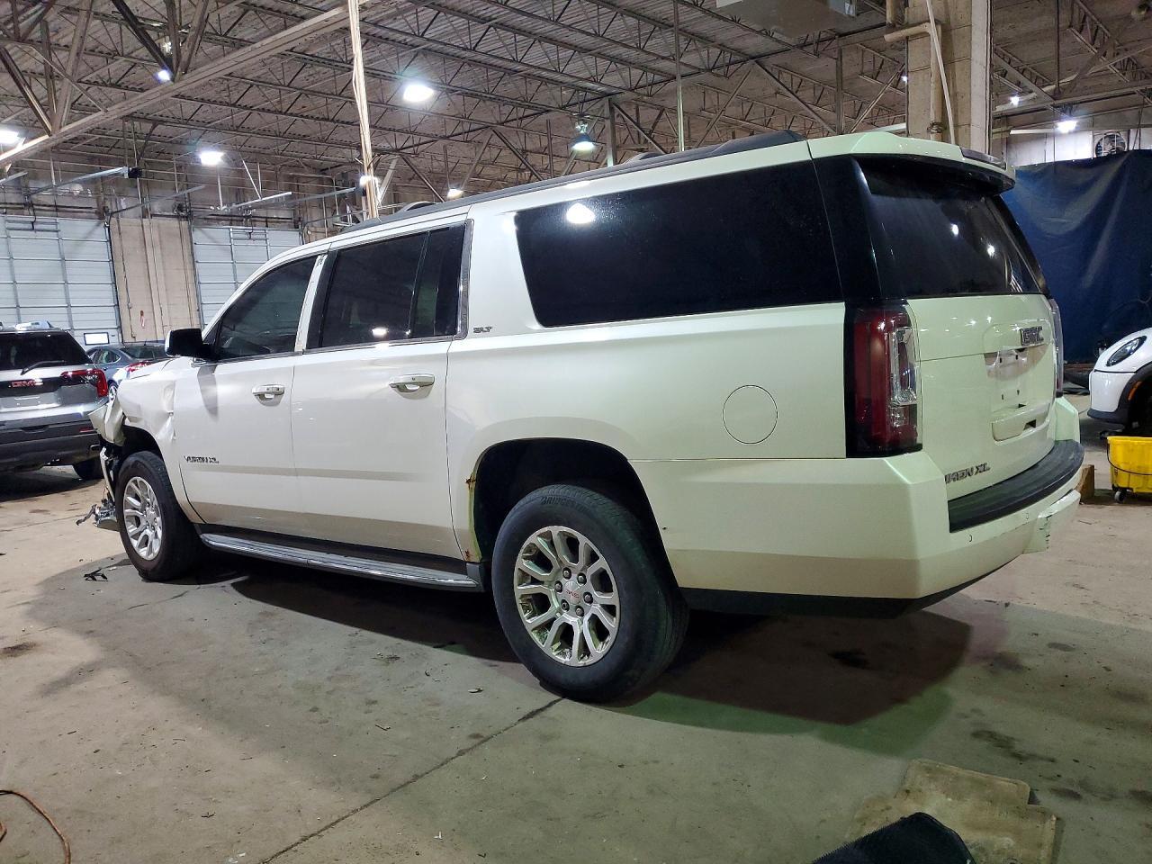 2015 GMC Yukon Xl K1500 Slt - Image 2