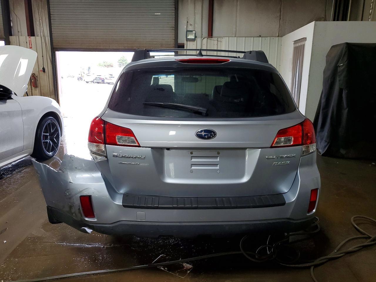 2014 Subaru Outback 2.5I Limited - Фото 6