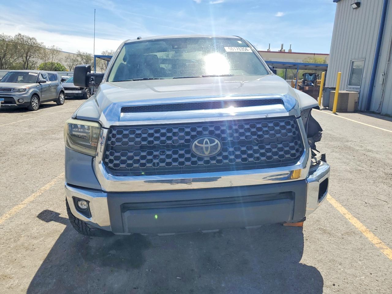 2018 Toyota Tundra Crewmax Sr5 - Image 5