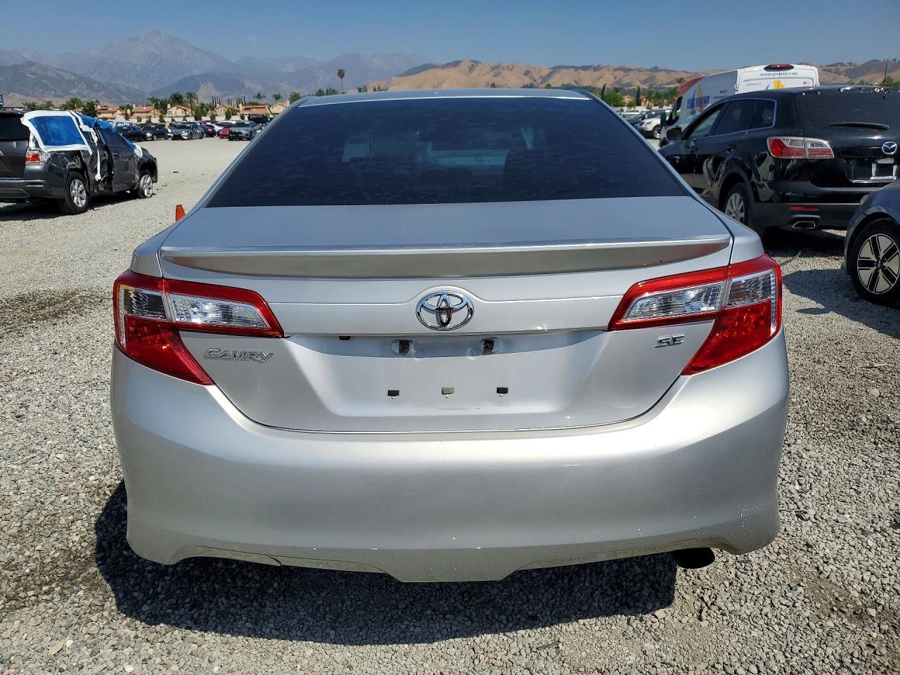 2014 Toyota Camry Se Sport - Image 6
